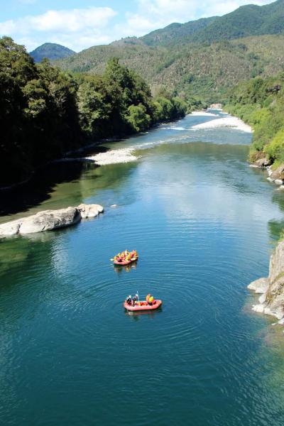 Rafting in Murchison