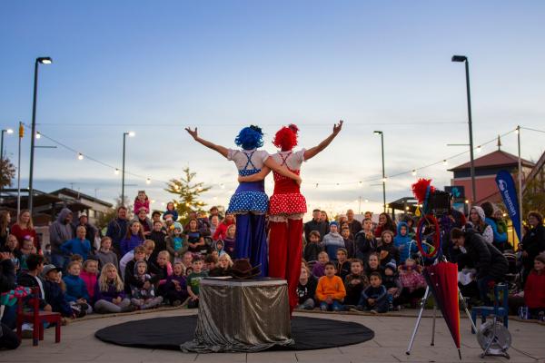 191363 performers at take two event in richmond web 2560px