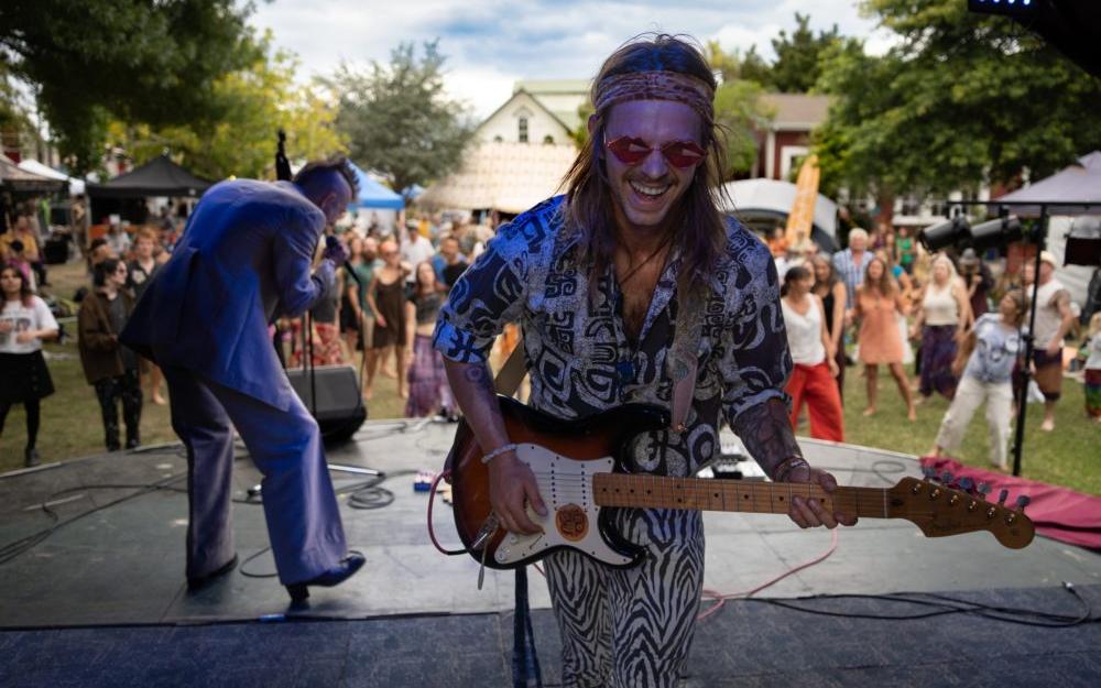 Evolve Festival Nelson guitarist