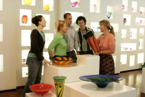 Hoglund Art Glass Gallery credit Hoglund Art Glass 2