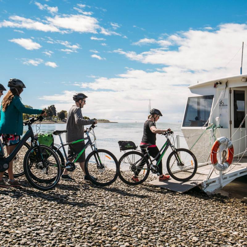 Great Taste Trail friends boarding Mapua Ferry Rabbit Island