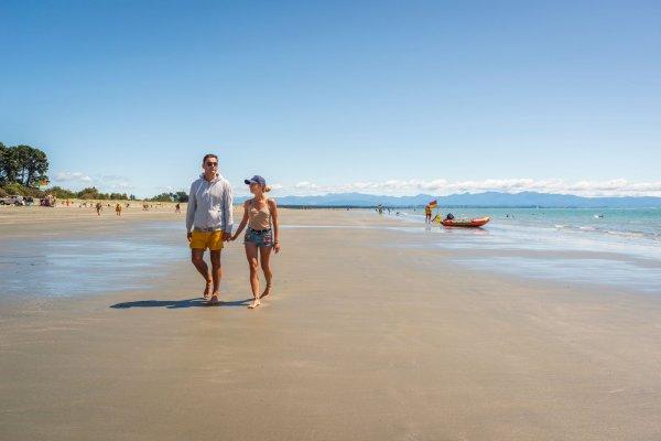 Walking Tahunanui Beach Print Res taken by Oliver Weber credit www.nelsontasman.nz