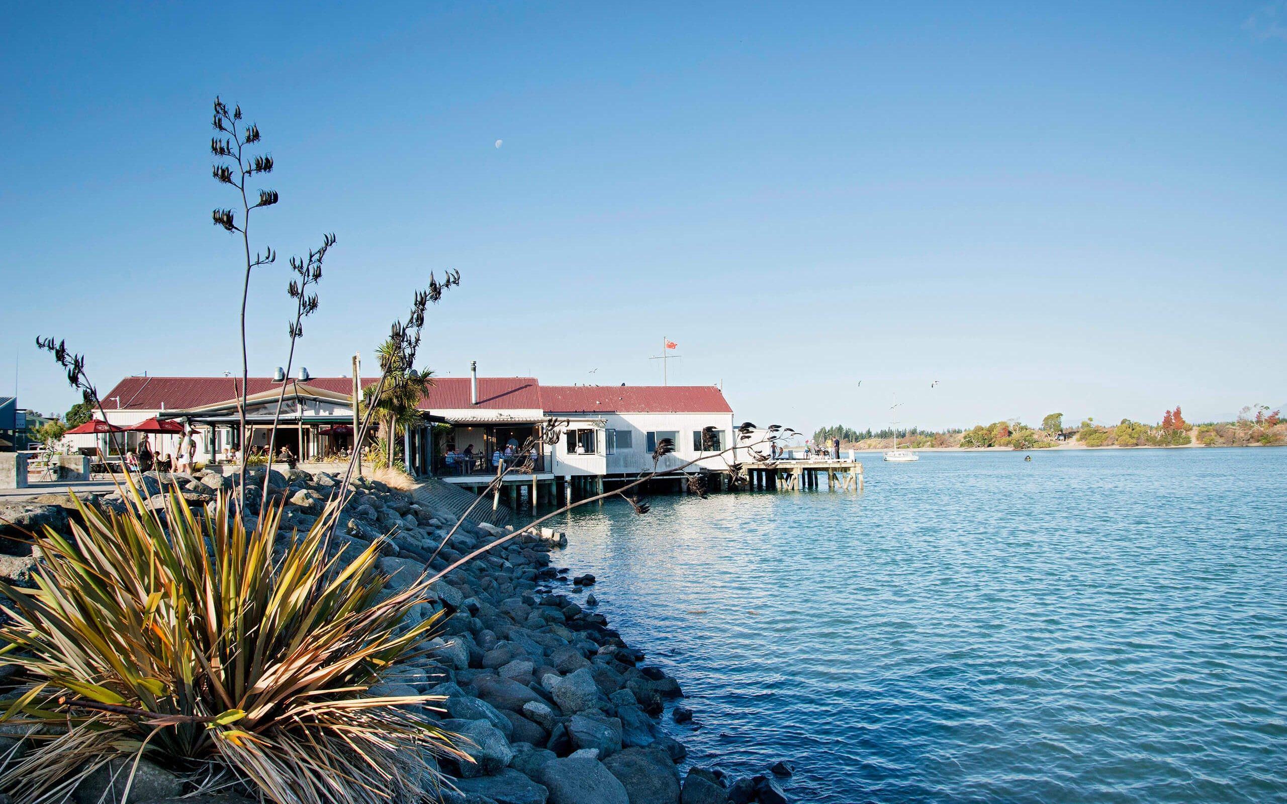 The Apple Shed waterfront dining