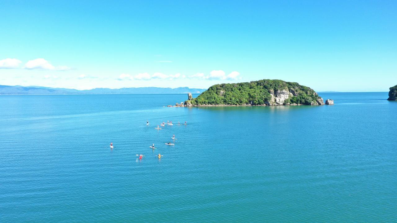 Heading out, Tata Islands 