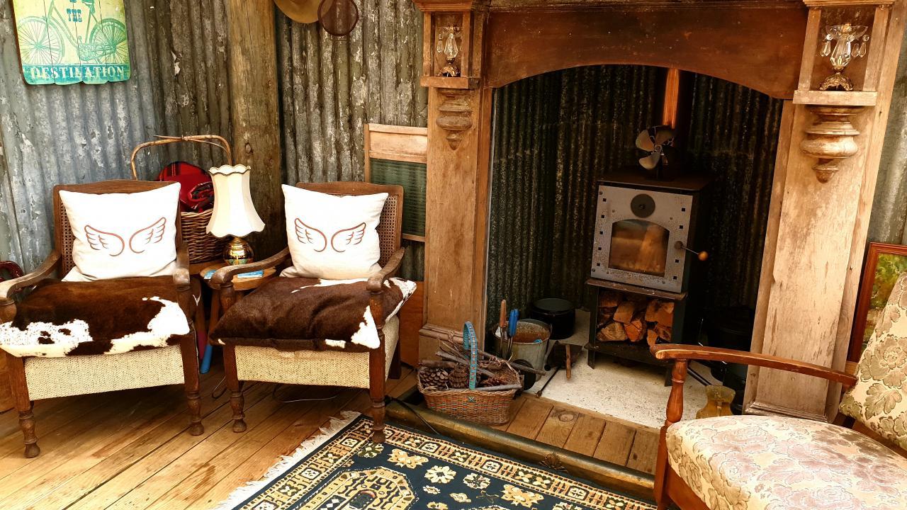 Camping meets art meets luxury meets romantic privacy. Settlers Cottage.