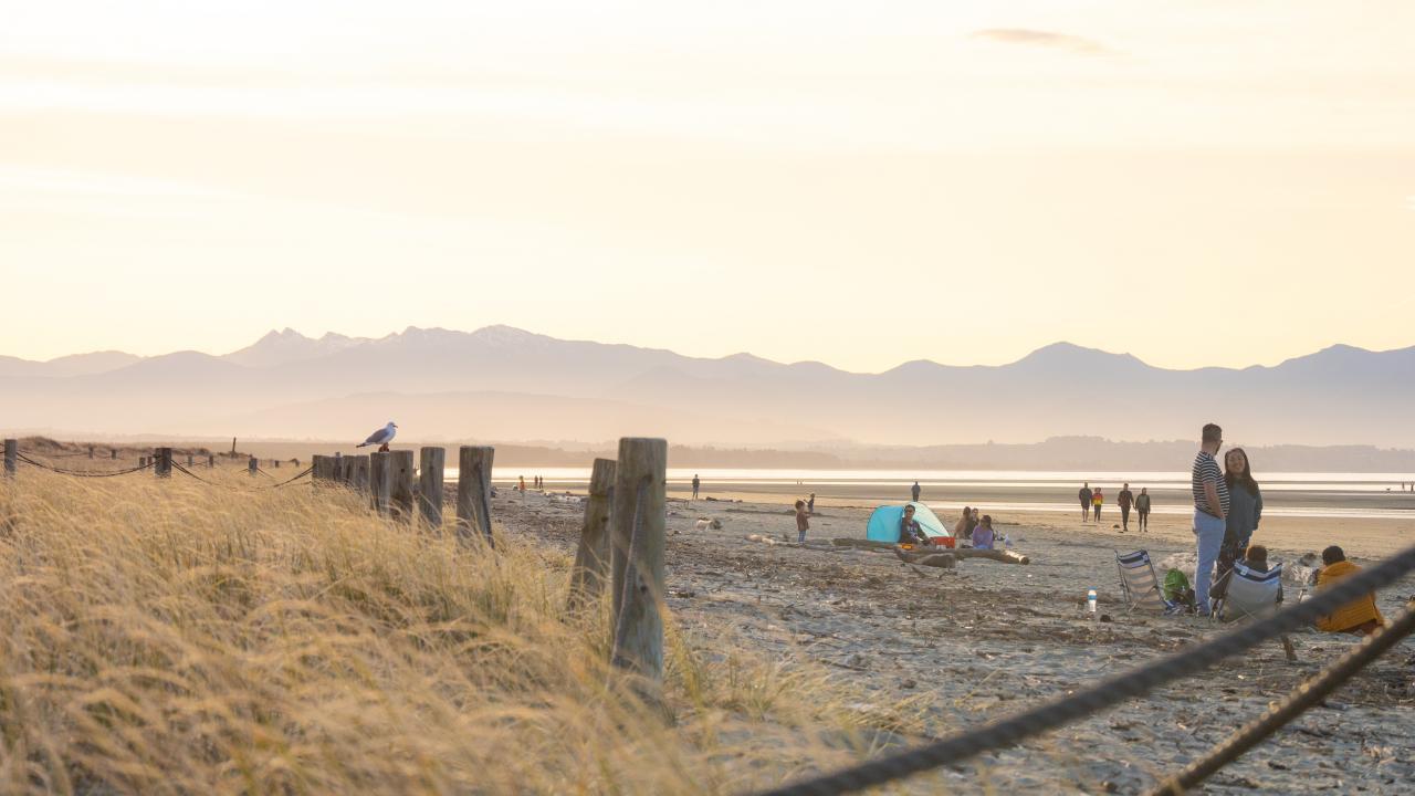 Tāhunanui Beach 